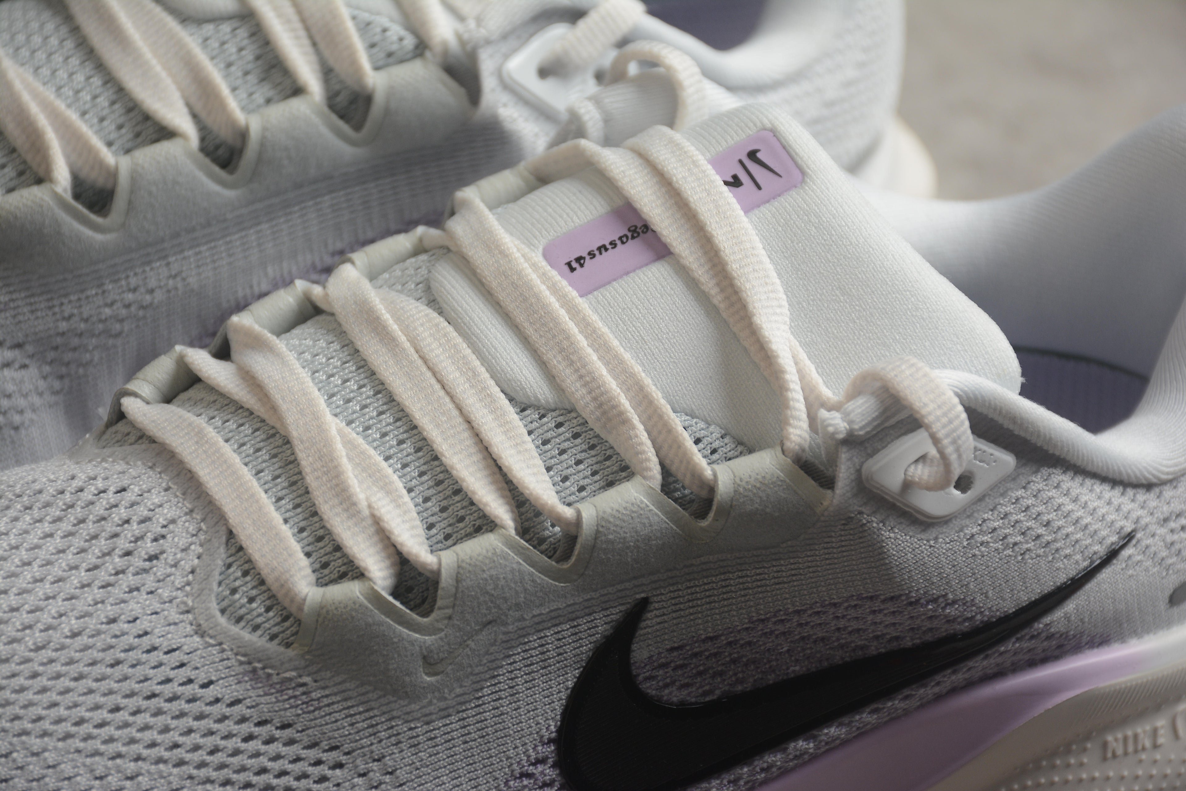 Pegasus 41 – Gris