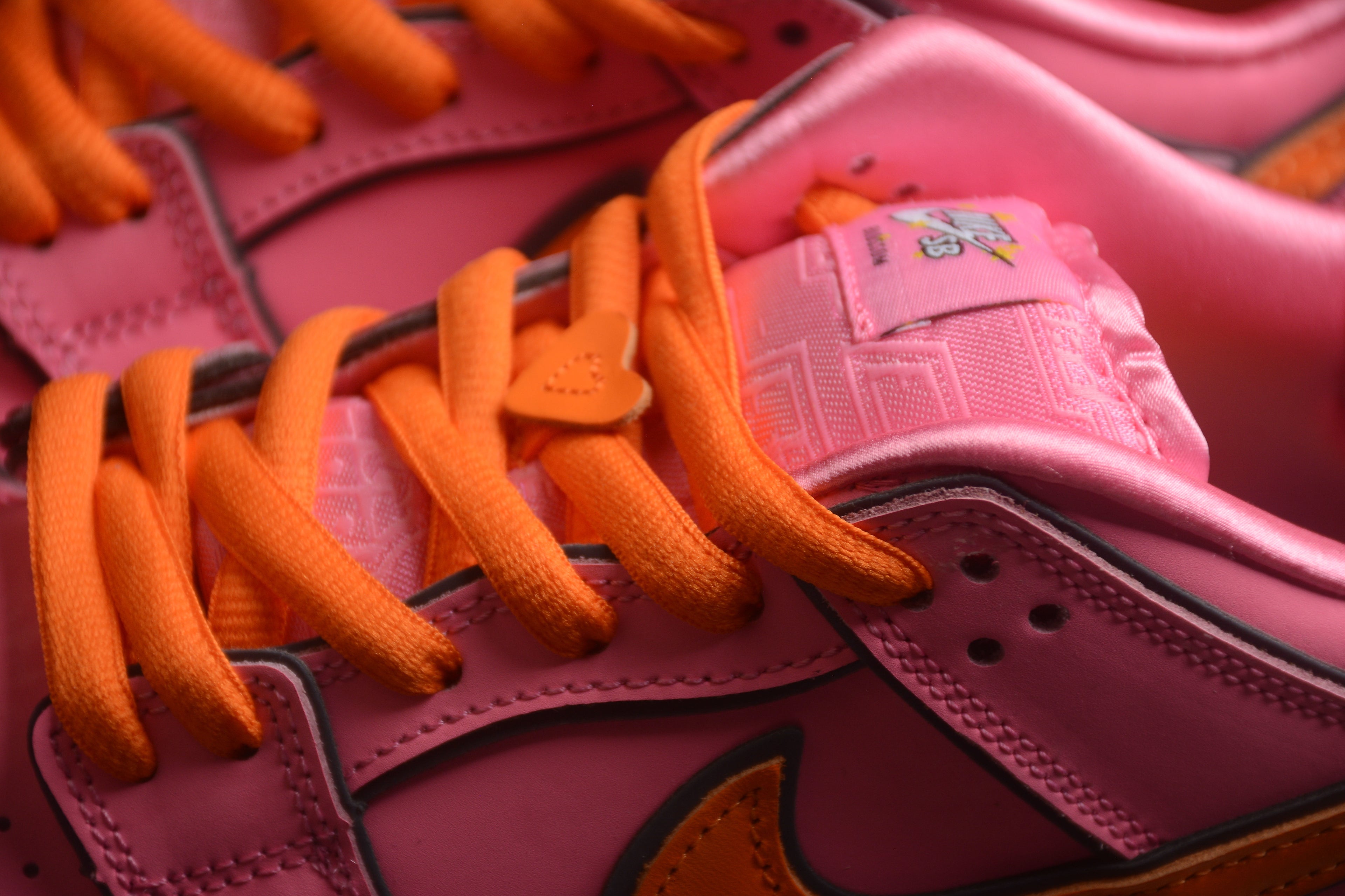 Dunk SB – Rosa / Naranja