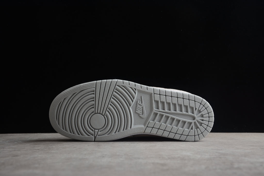Jordan 1 Low – Gris / Blanco