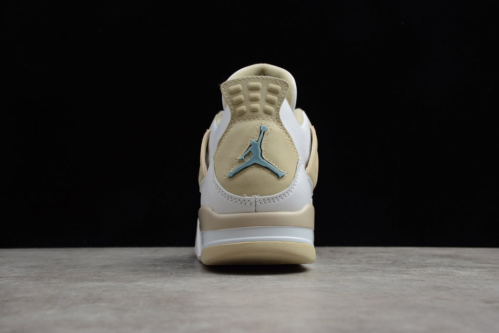Air Jordan 4 – Blanco / Beige