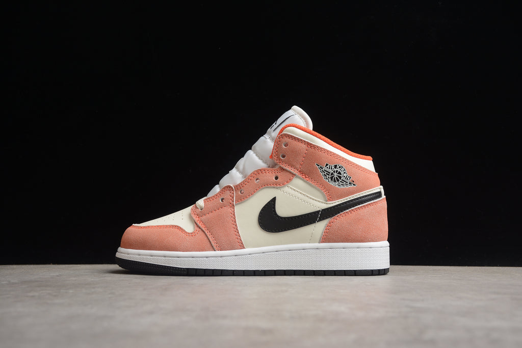 Air Jordan 1 Mid – Rosa / Beige