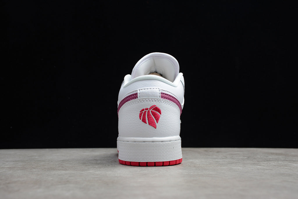 Jordan 1 Low – Blanco / Rosa