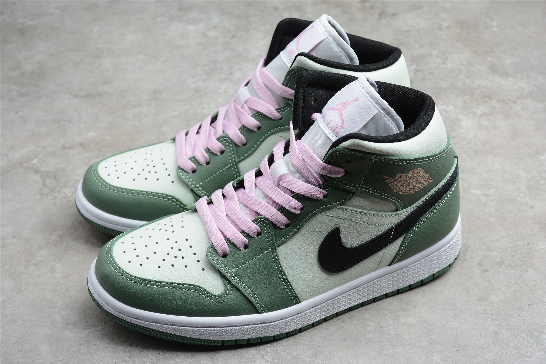 Air Jordan 1 Mid – Verde / Rosa