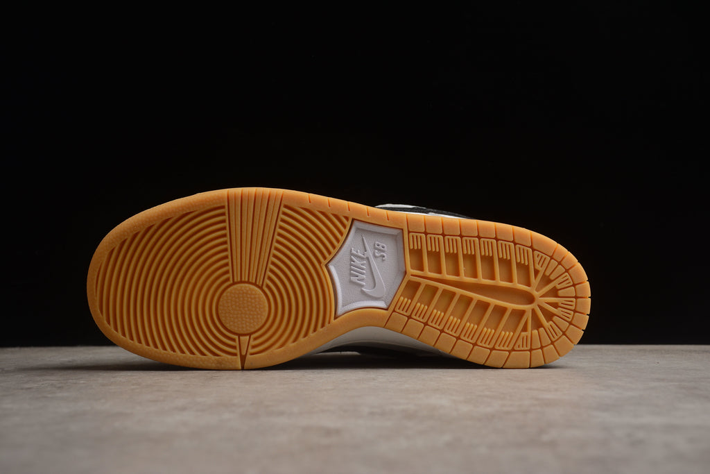 Dunk SB – Blanco / Negro