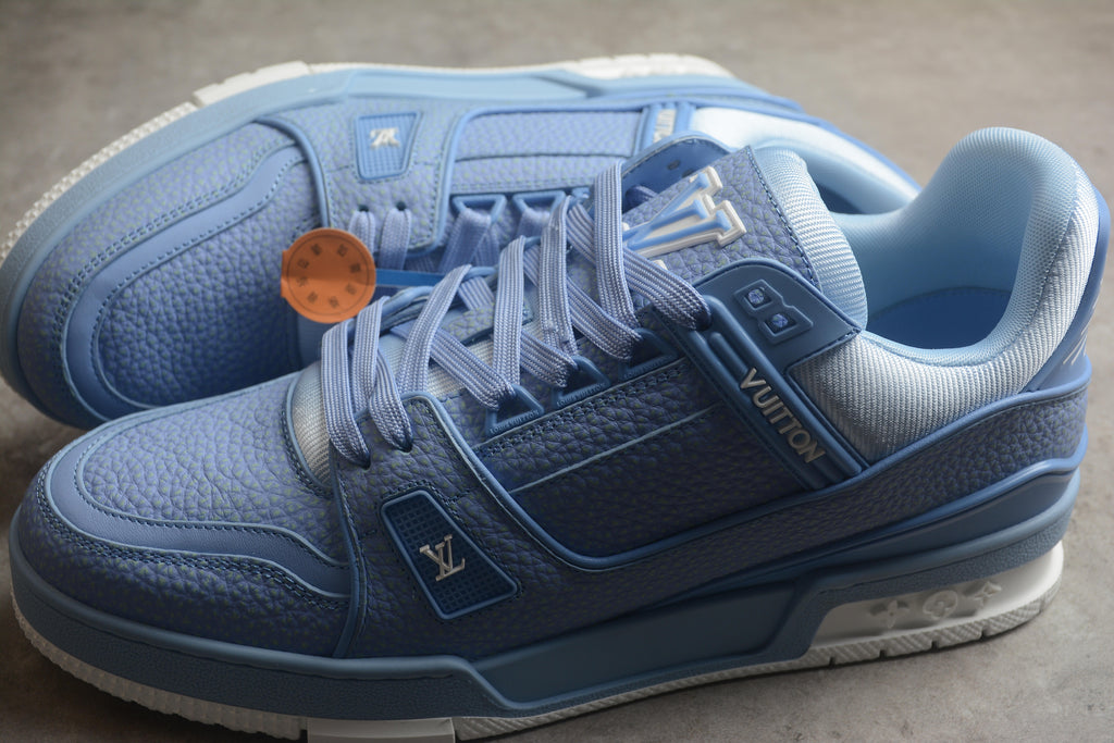 Louis Vuitton Trainer Low – Azul Claro