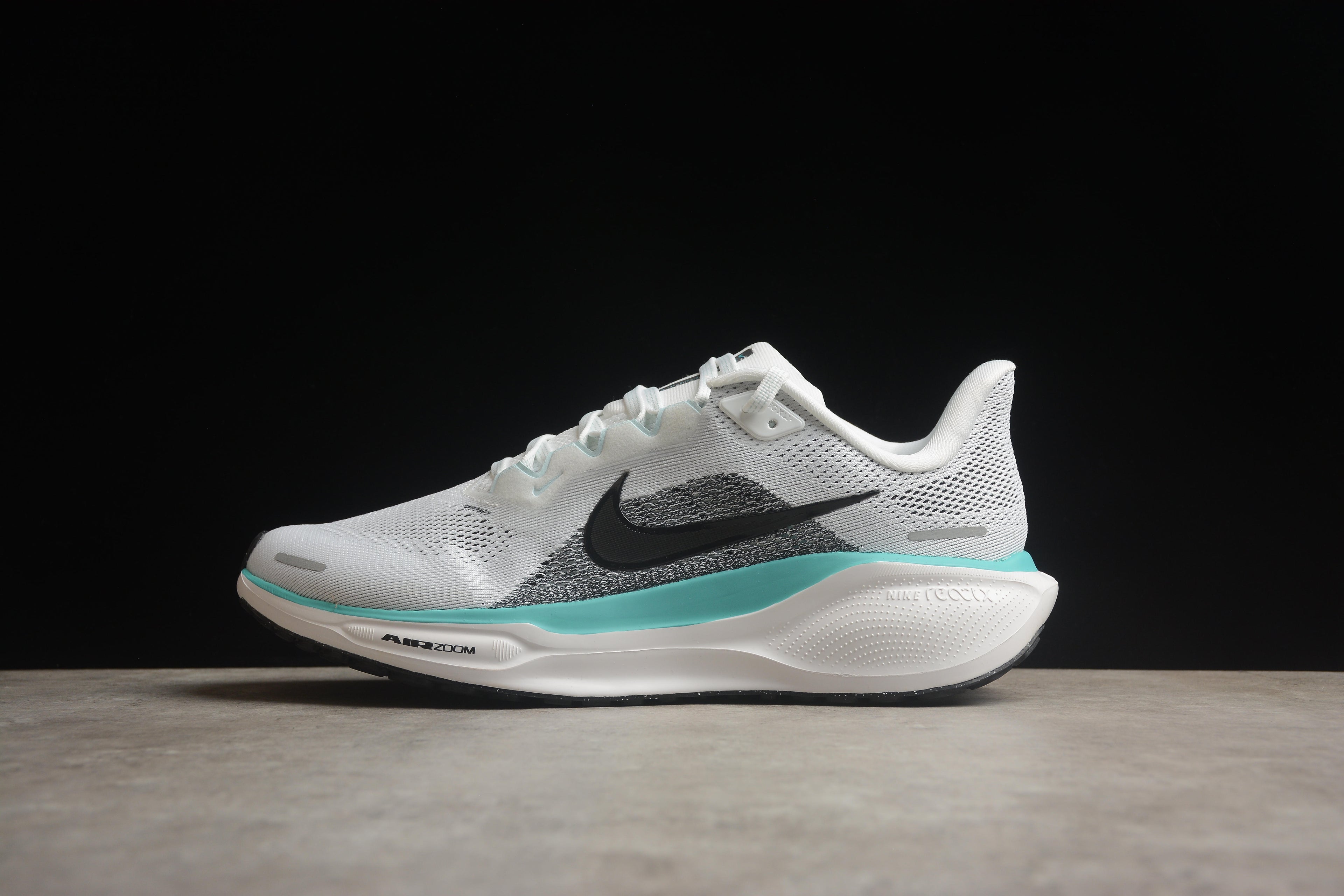Pegasus 41 – Blanco / Azul