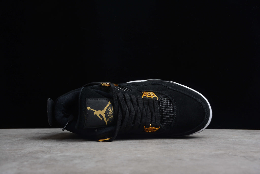 Air Jordan 4 – Negro / Dorado