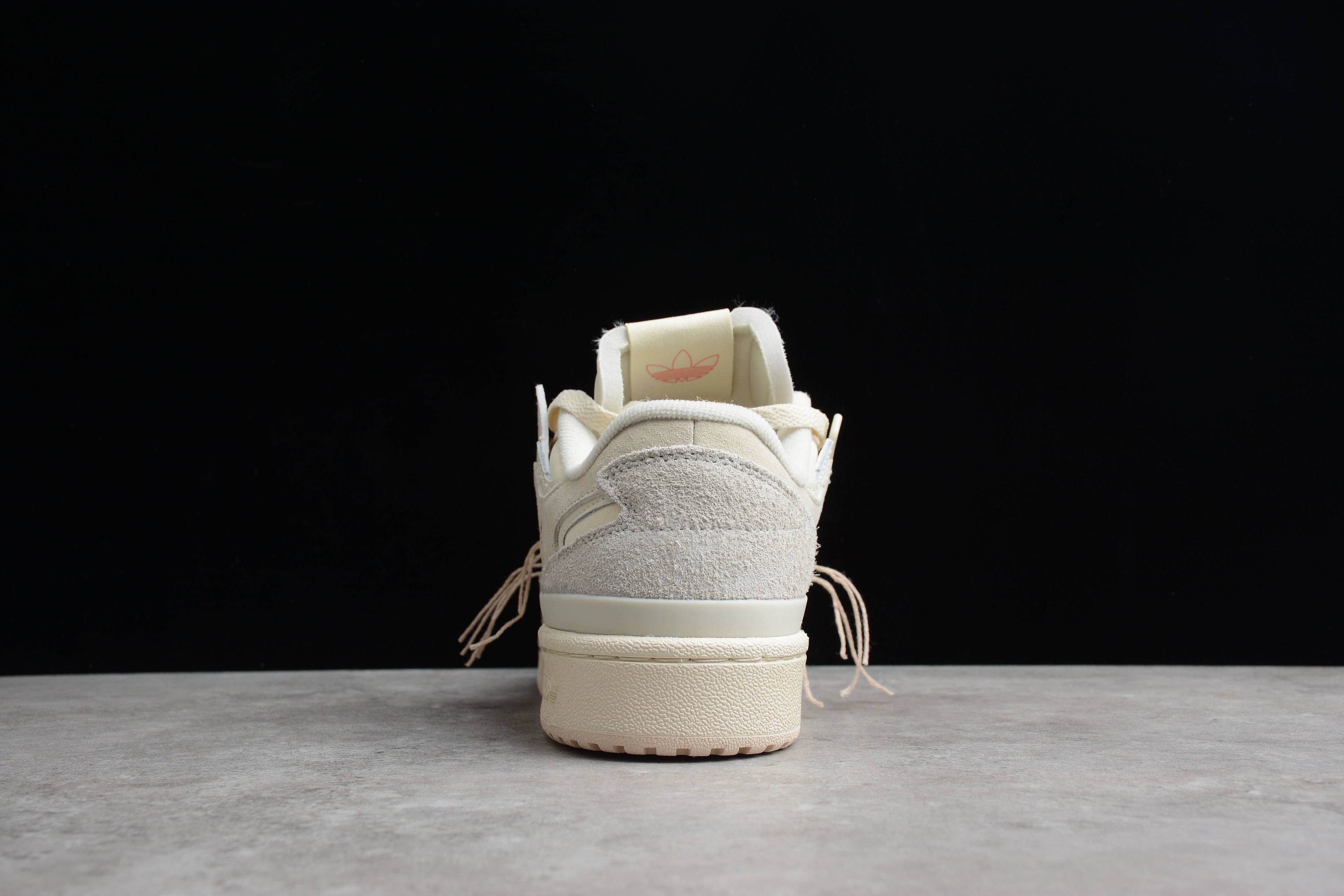 Adidas Forum – Full Beige