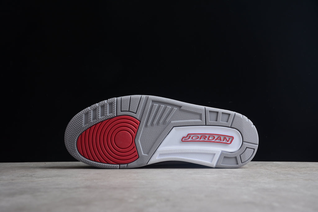 Air Jordan 3 – Blanco / Rojo