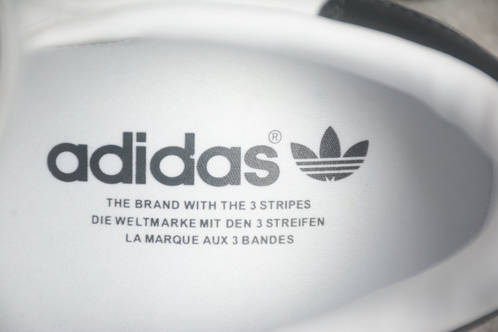 Adidas Gazelle – Blanco / Negro