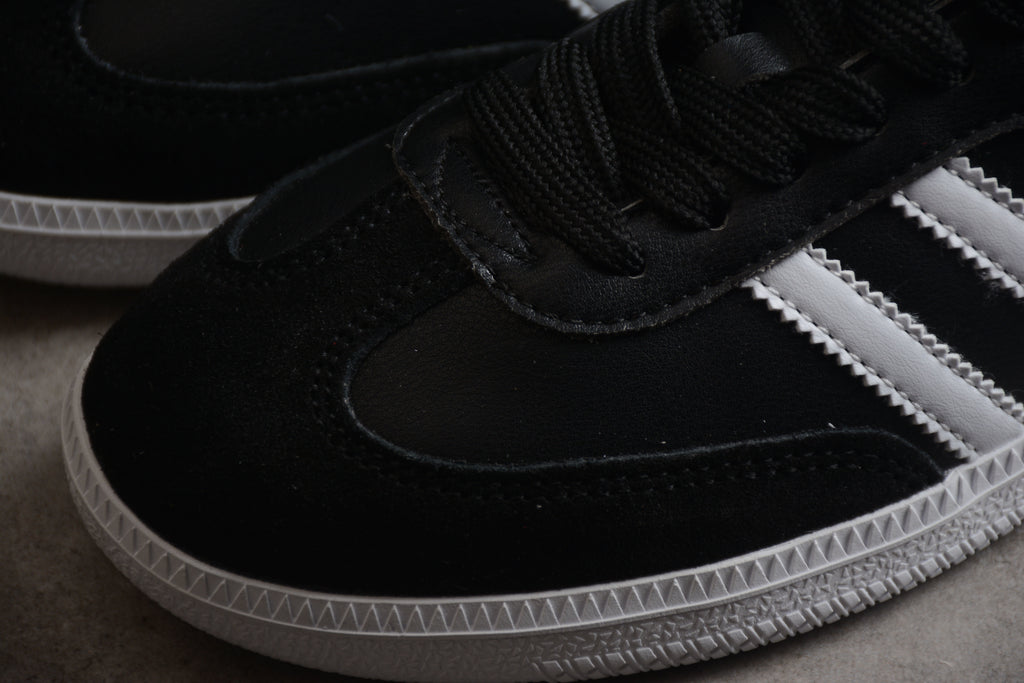 Adidas Samba – Negro/ Blanco