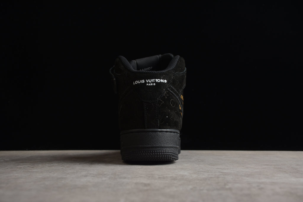 Air Force 1 High LV – Negro