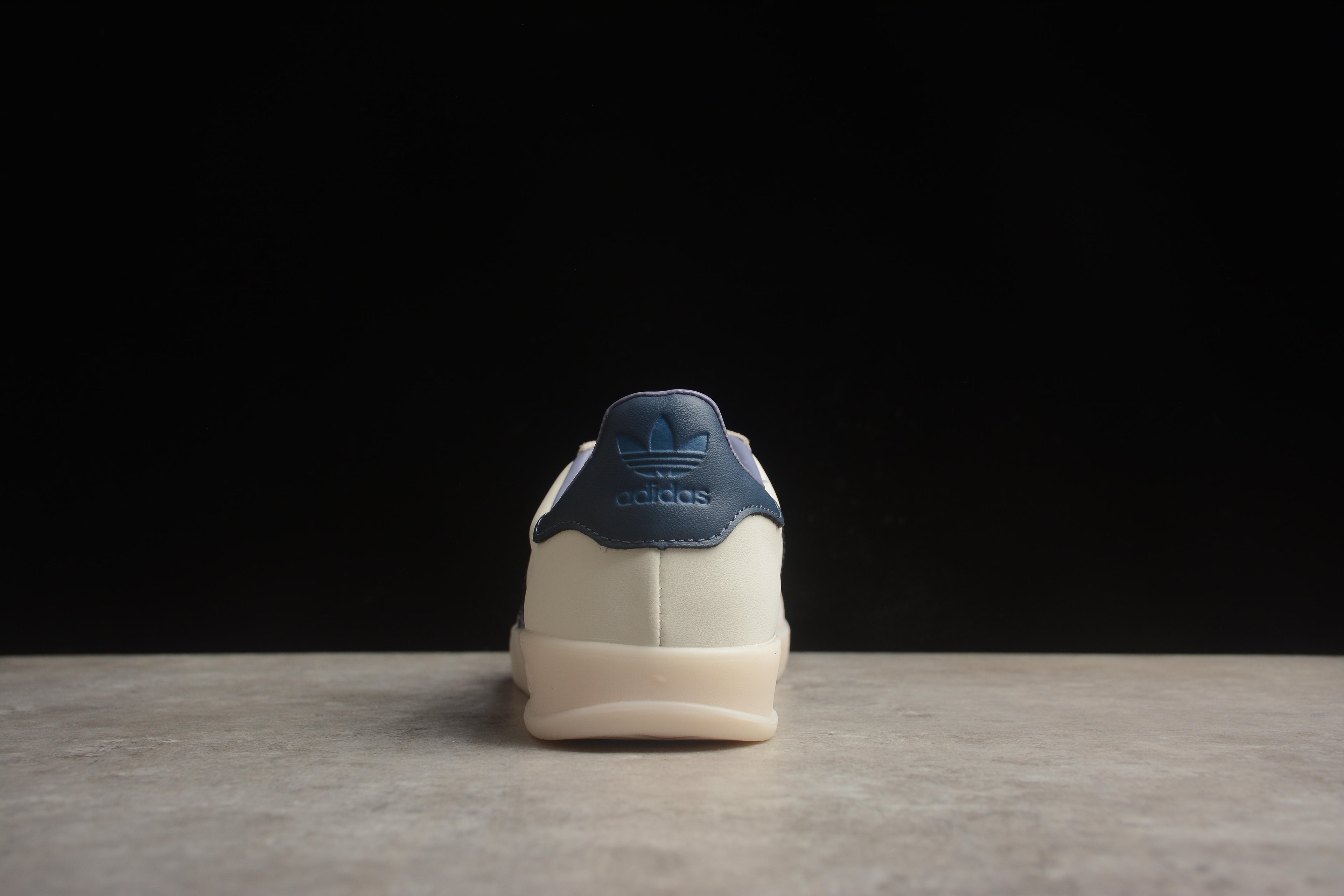 Adidas Gazelle – Blanco / Azul