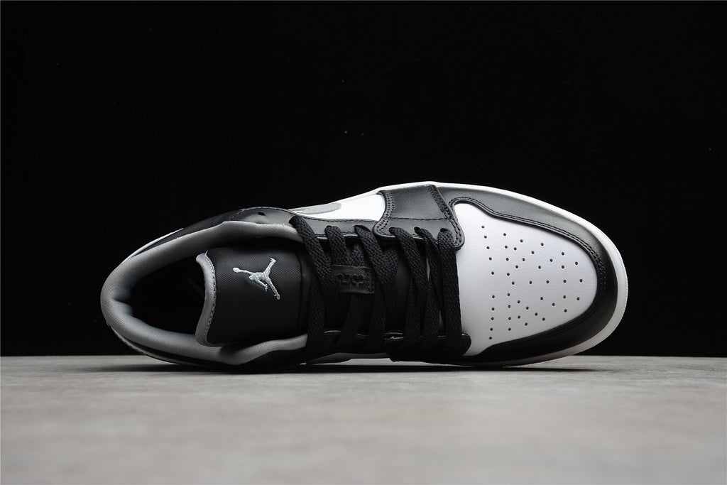 Jordan 1 Low – Negro / Blanco / Gris