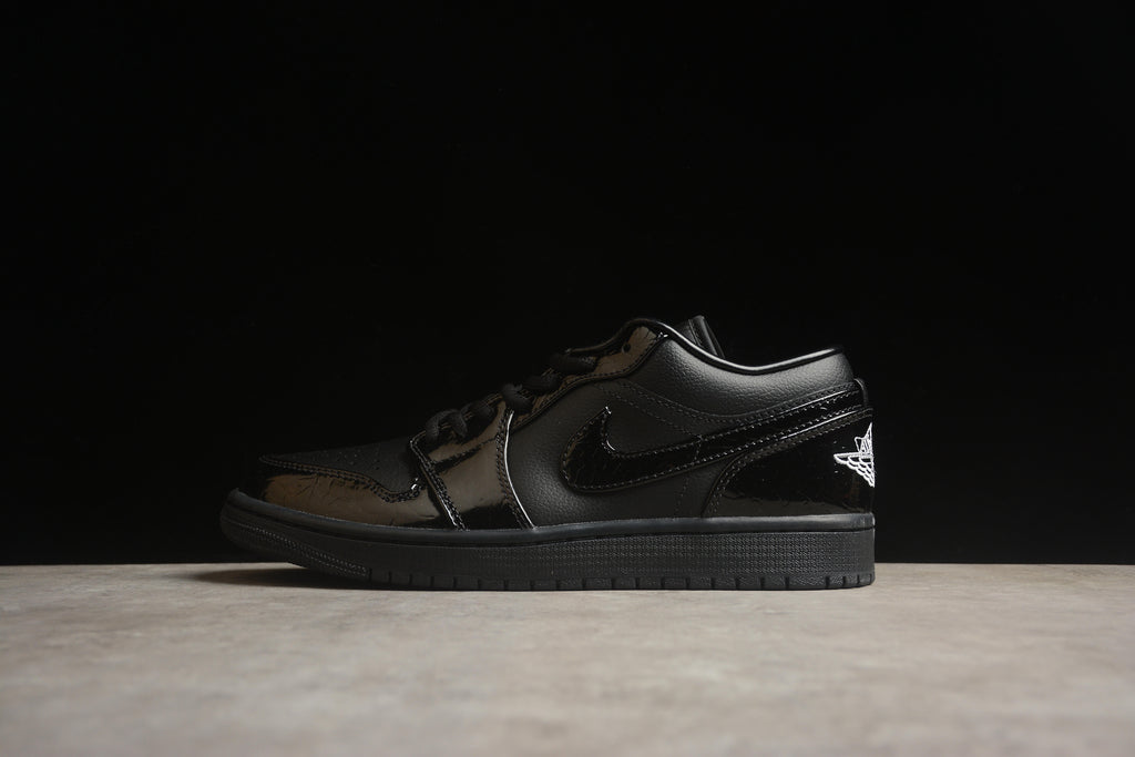 Jordan 1 Low – Negro Brillante