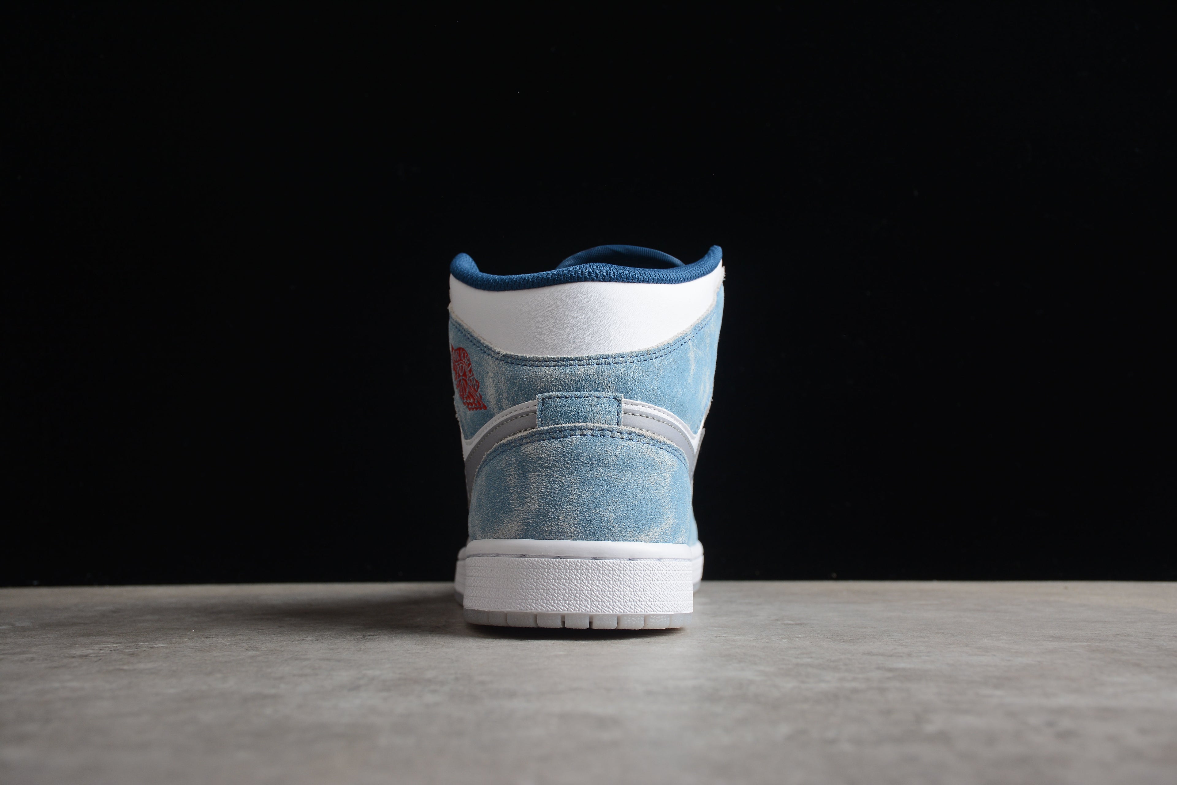 Air Jordan 1 Mid – Azul / Blanco / Gris