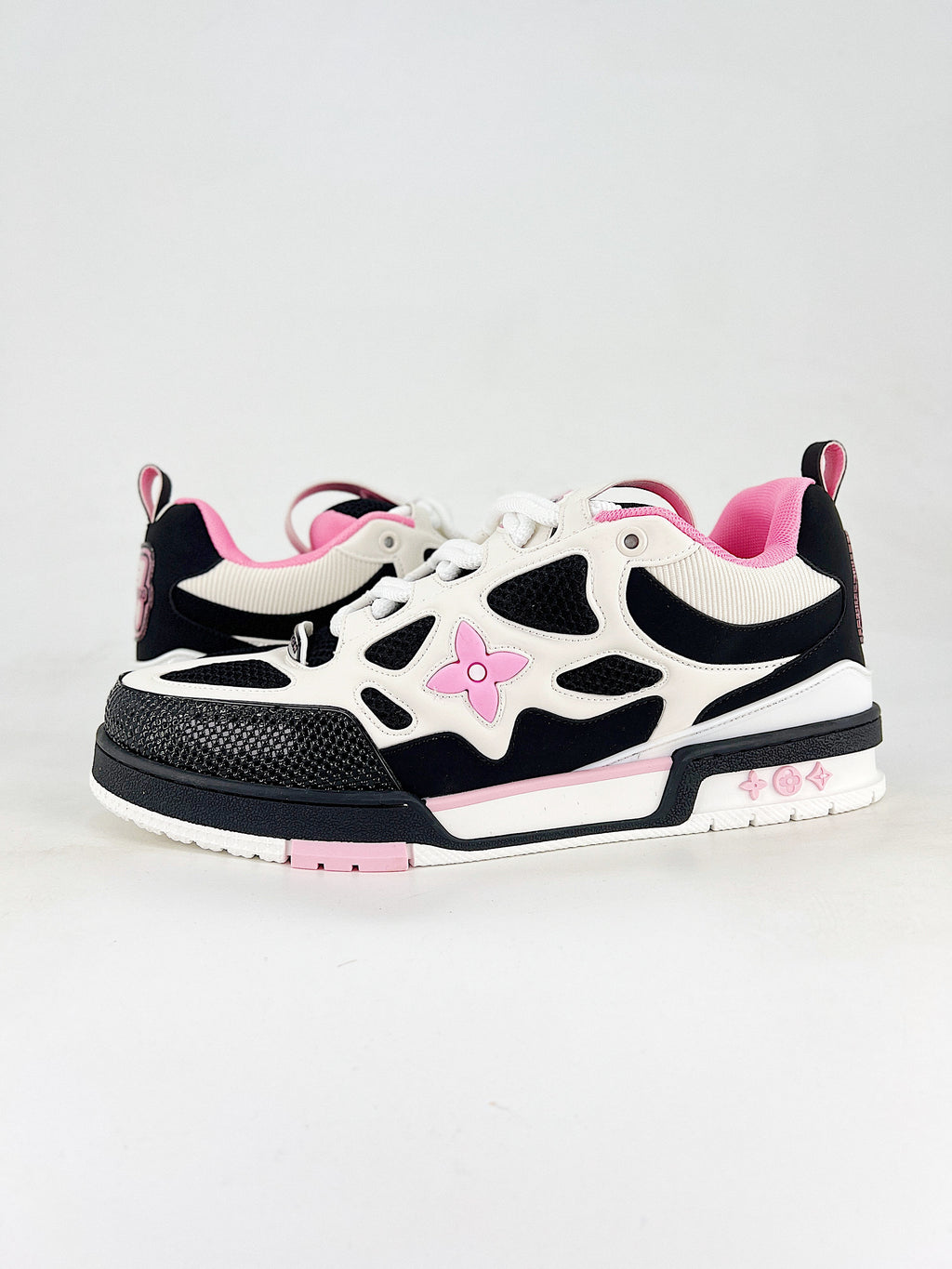 Louis Vuitton Skate – Monogram Rosa