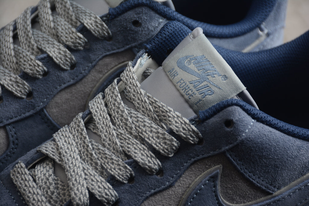 Air Force 1 Low – Azul / Gris / Blanco