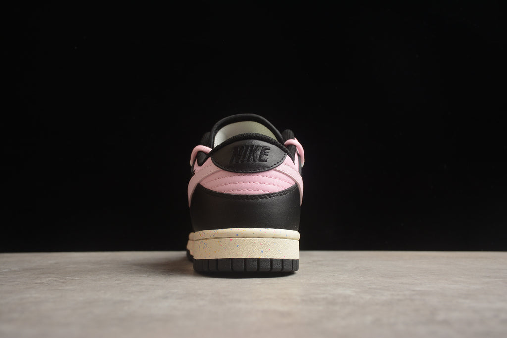 Dunk SB – Negro / Rosa