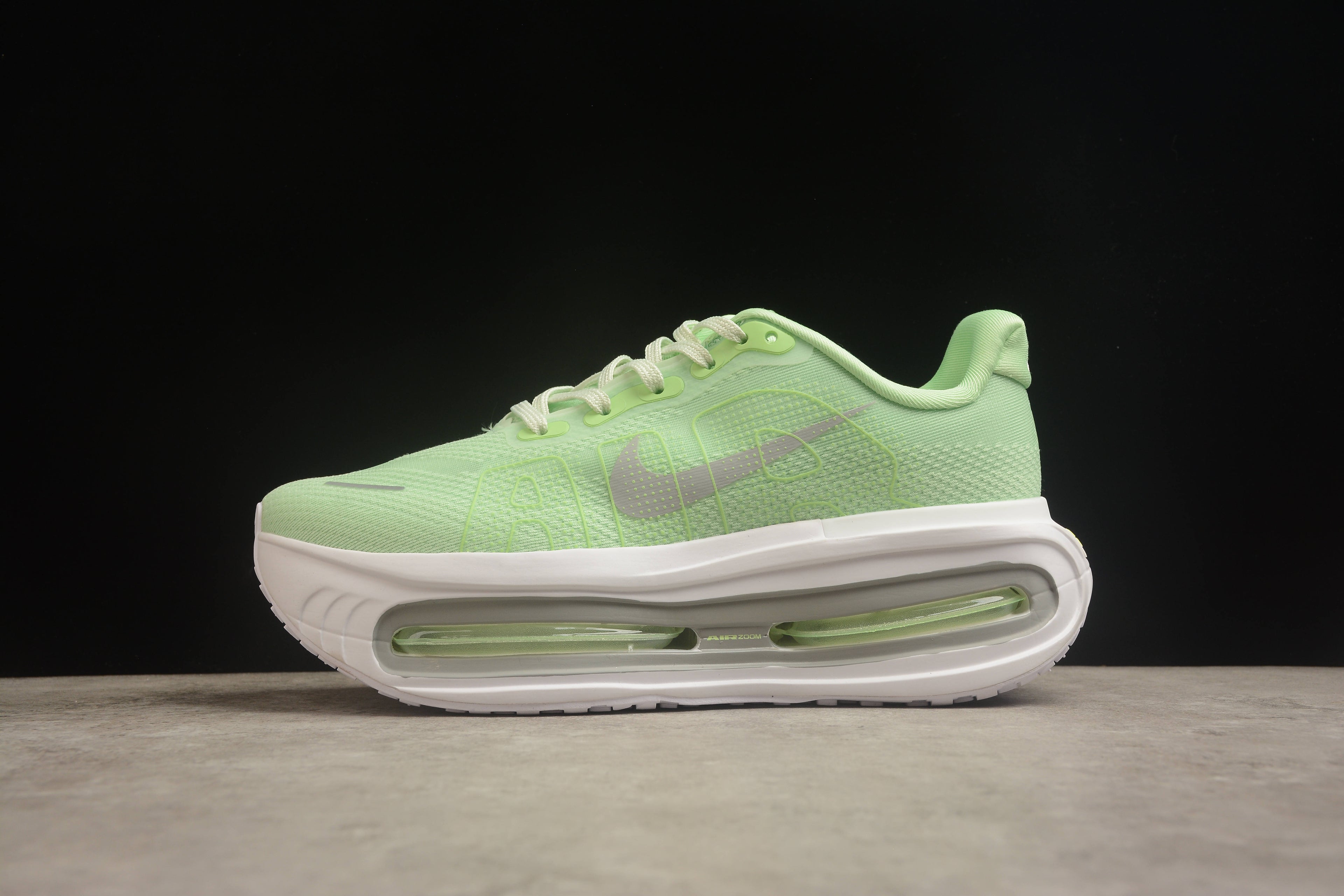 Vomero Premium – Verde / Blanco