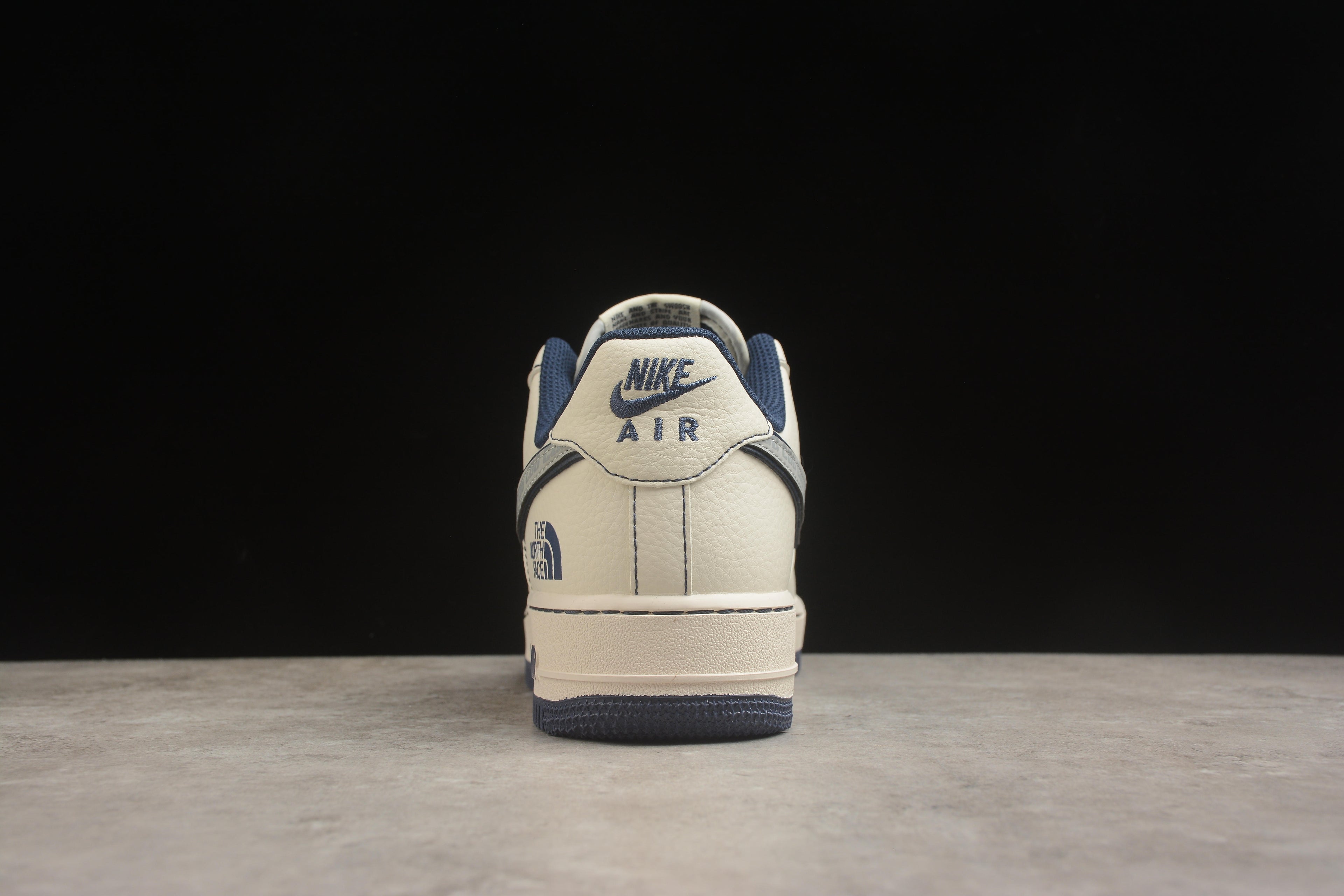 Air Force 1 Low – Blanco / Azul