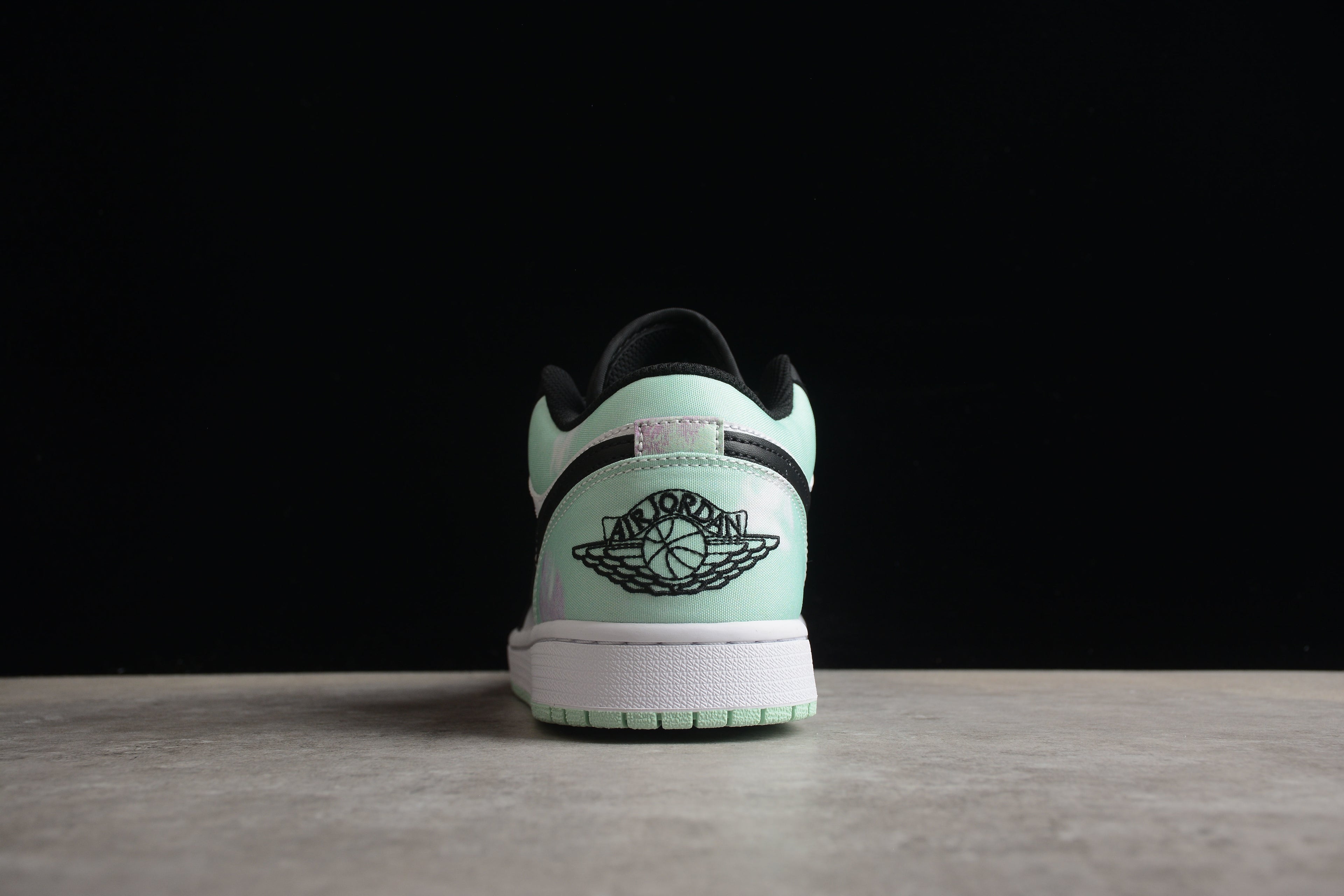 Jordan 1 Low – Turquesa / Negro / Blanco