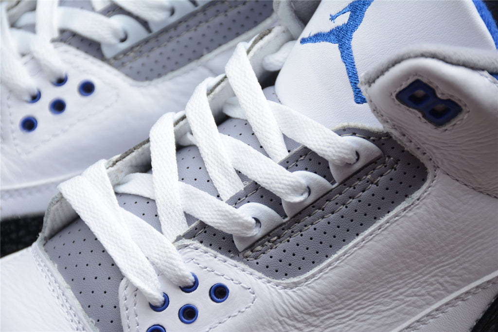 Air Jordan 3 – Blanco / Azul