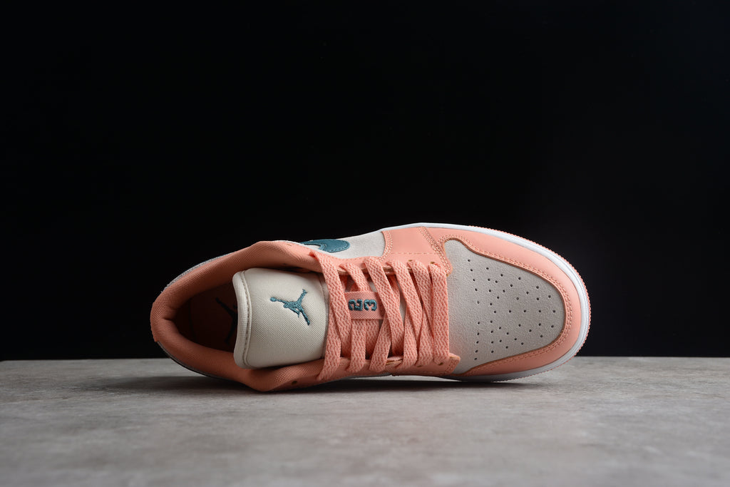 Jordan 1 Low – Rosa Claro