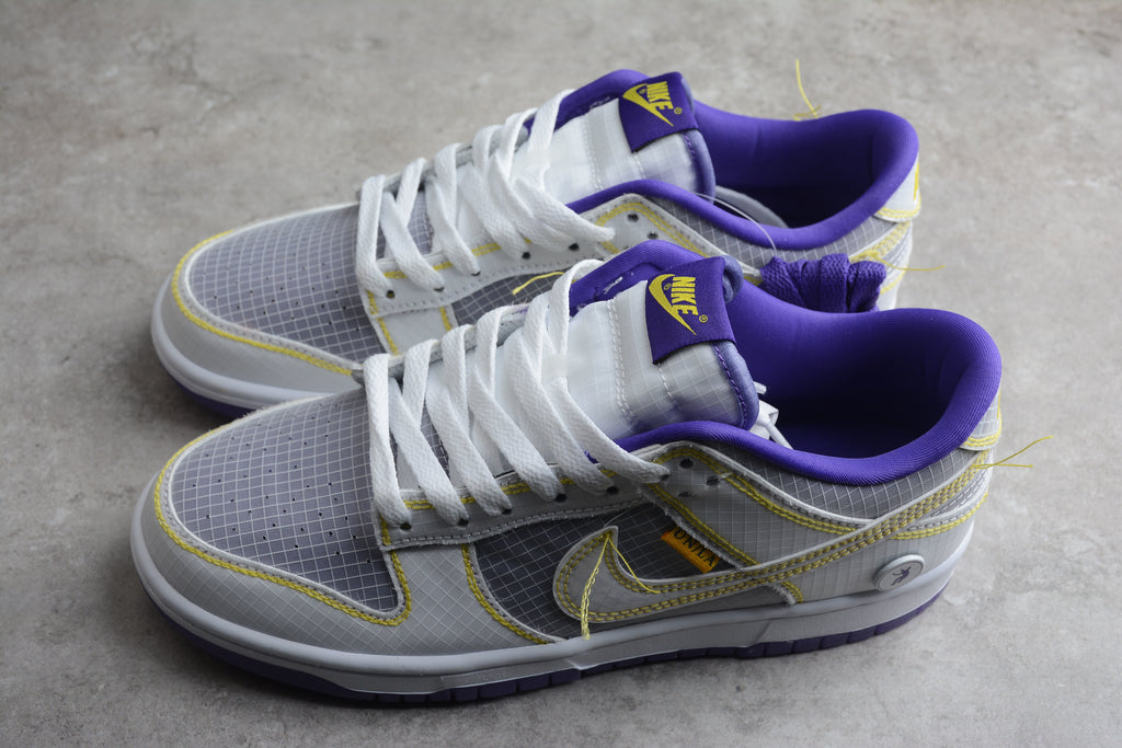 Dunk SB – Blanco / Lila
