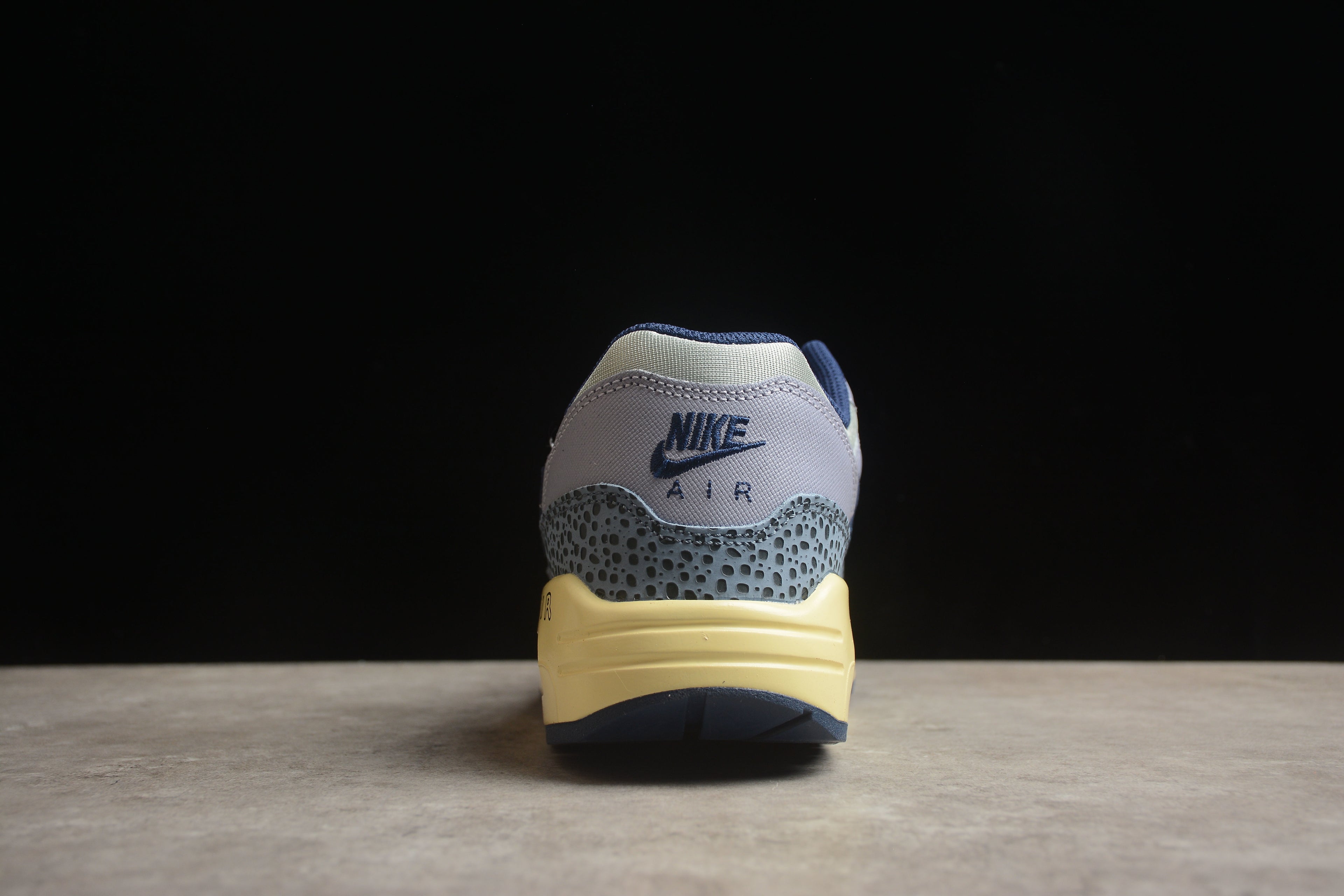 Air Max 1 – Azul / Beigie