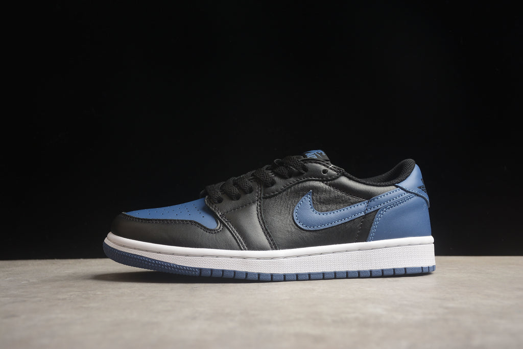 Jordan 1 Low – Negro / Azul Oscuro