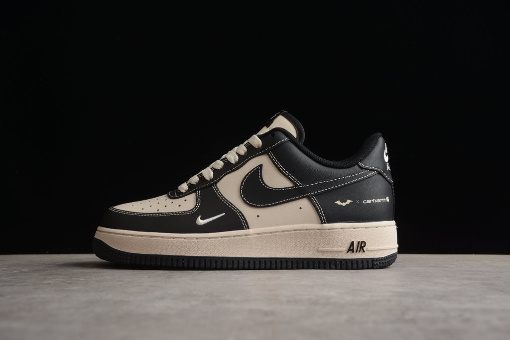 Air Force 1 Low – Negro / Beige