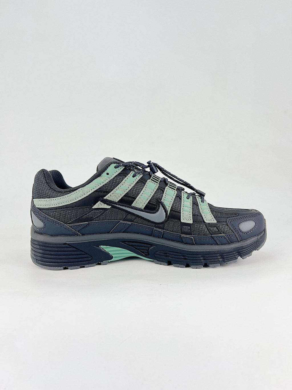 P-6000 – Gris Oscuro / Turquesa