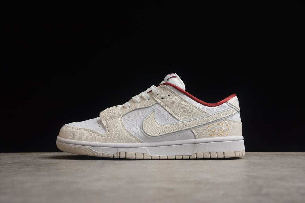 Dunk SB – Beigie / Blanco / Rojo