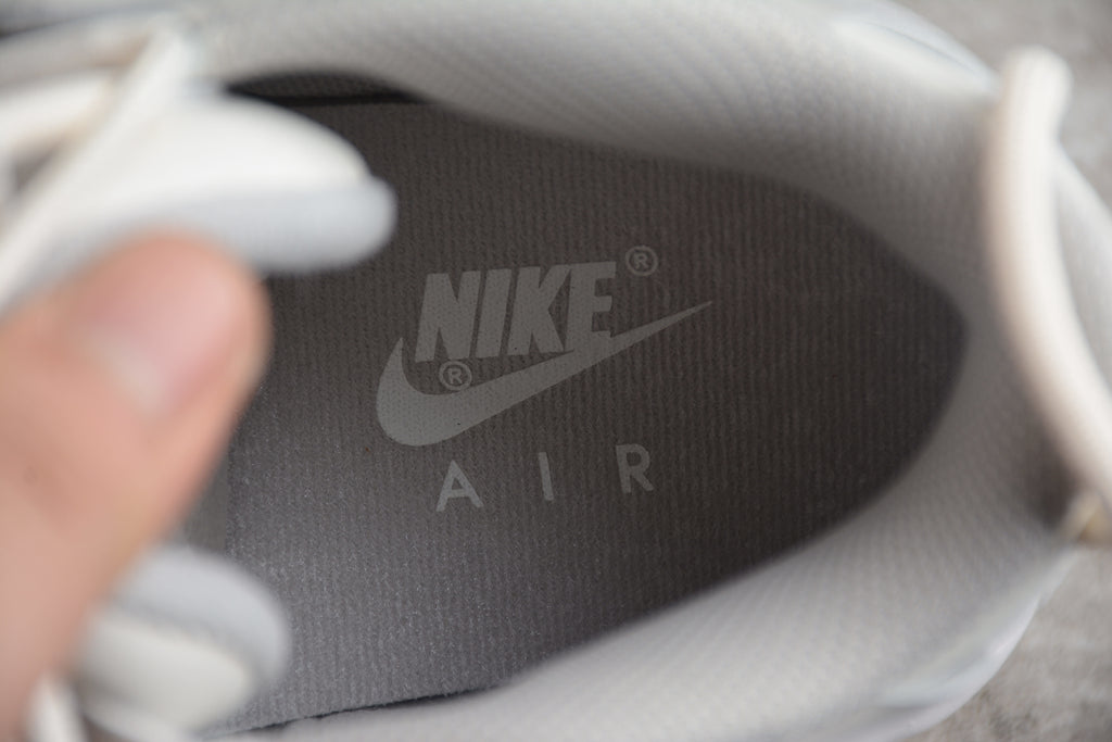 Air More Uptempo – Blanco / Beigie