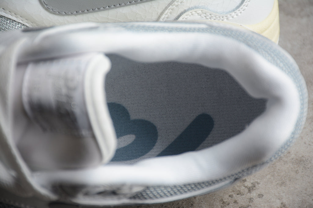 Air Max 1 – Gris / Beigie