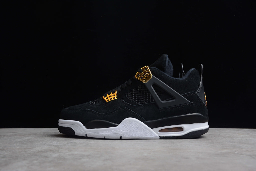 Air Jordan 4 – Negro / Dorado