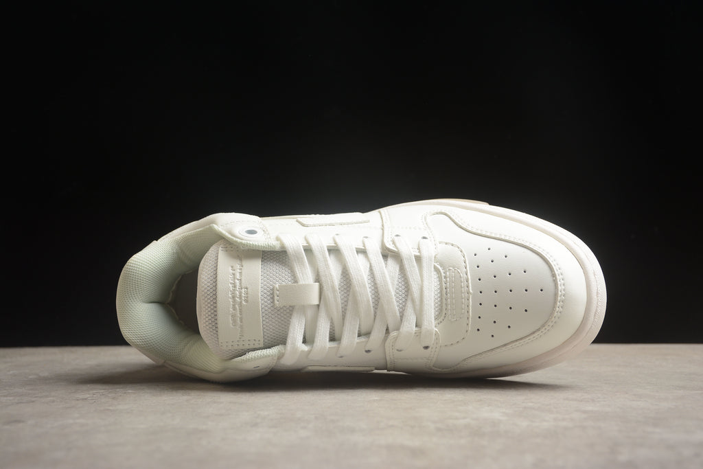 Off-White – Blanco