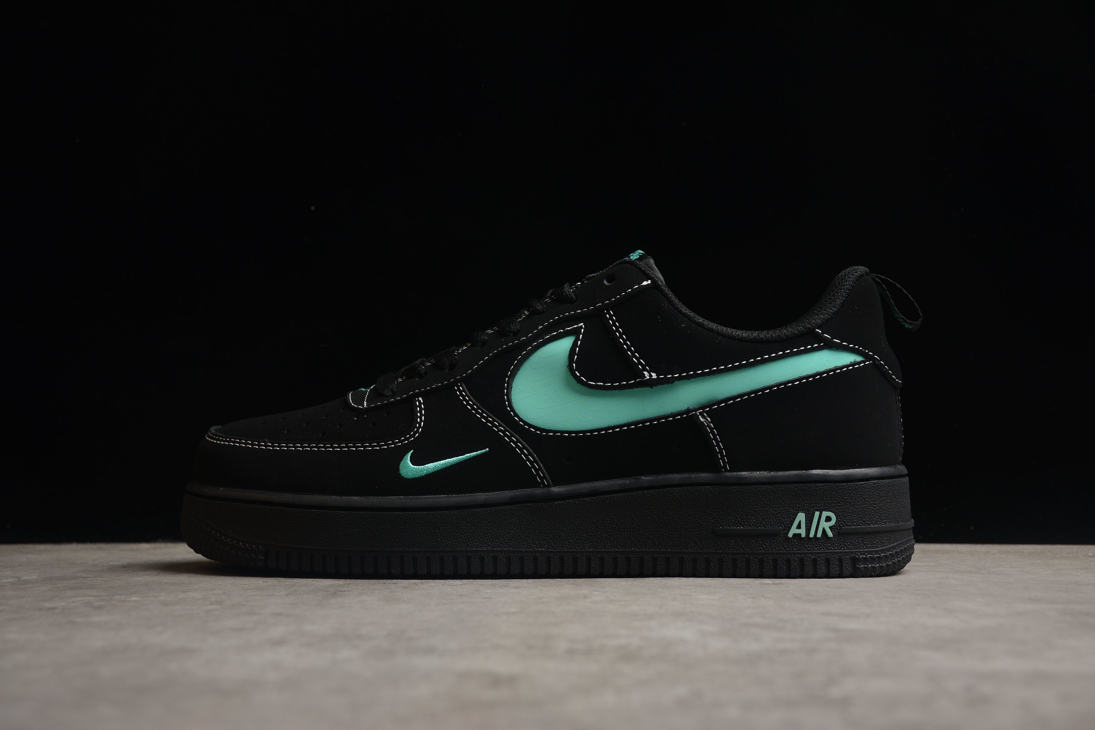 Air Force 1 Low – Negro / Azul