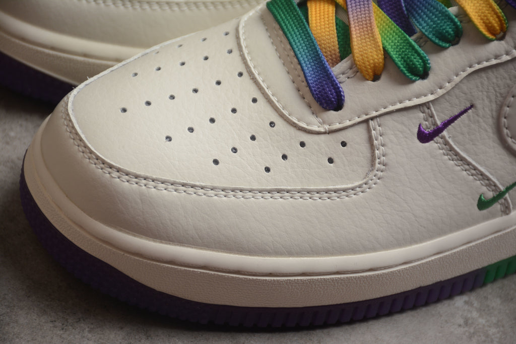 Nike Air Force 1 Low – Blanco / Verde / Lila