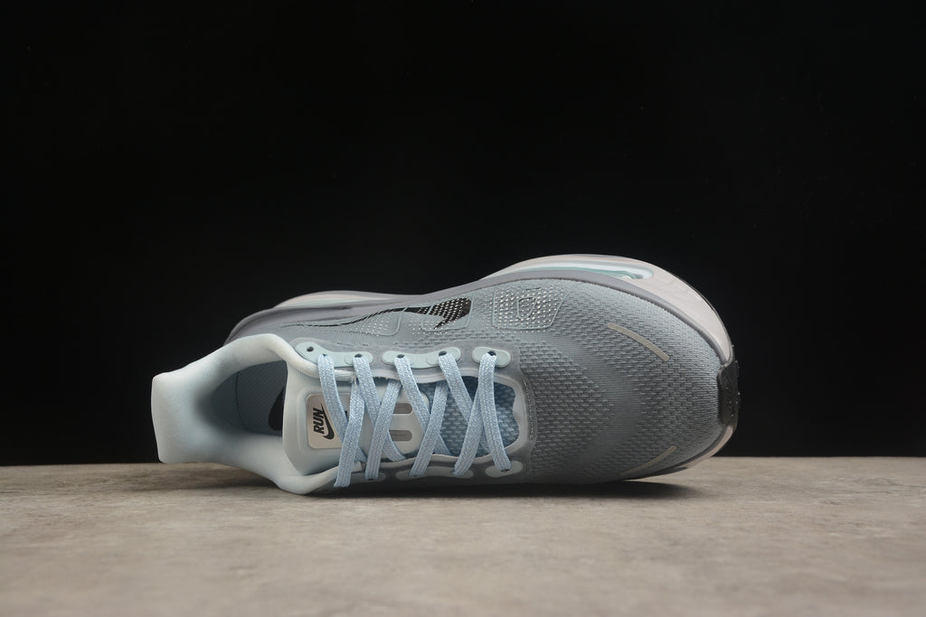 Vomero Premium – Gris