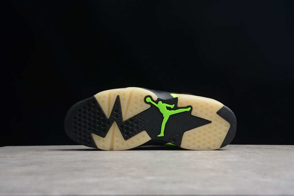 Air Jordan 6 – Negro Fluorescente