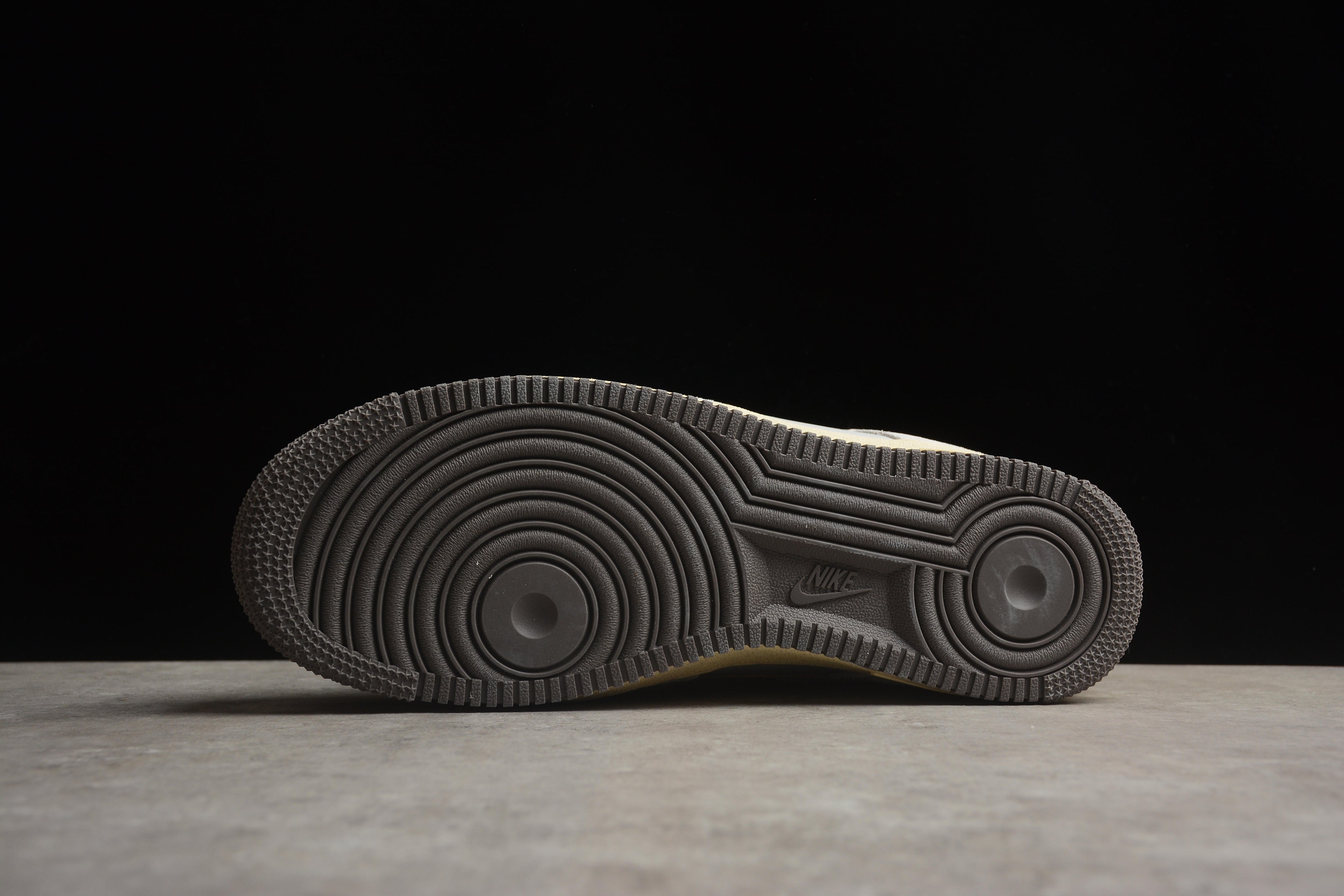 Air Force 1 Low – Gris / Beige