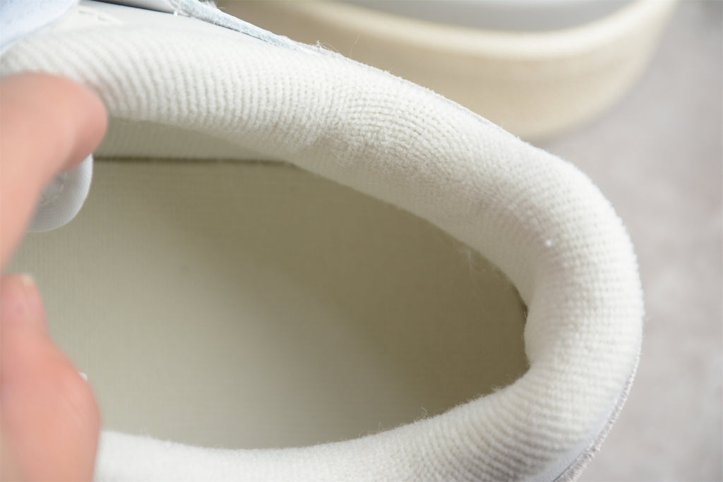 Adidas Forum – Blanco / Beige / Gris
