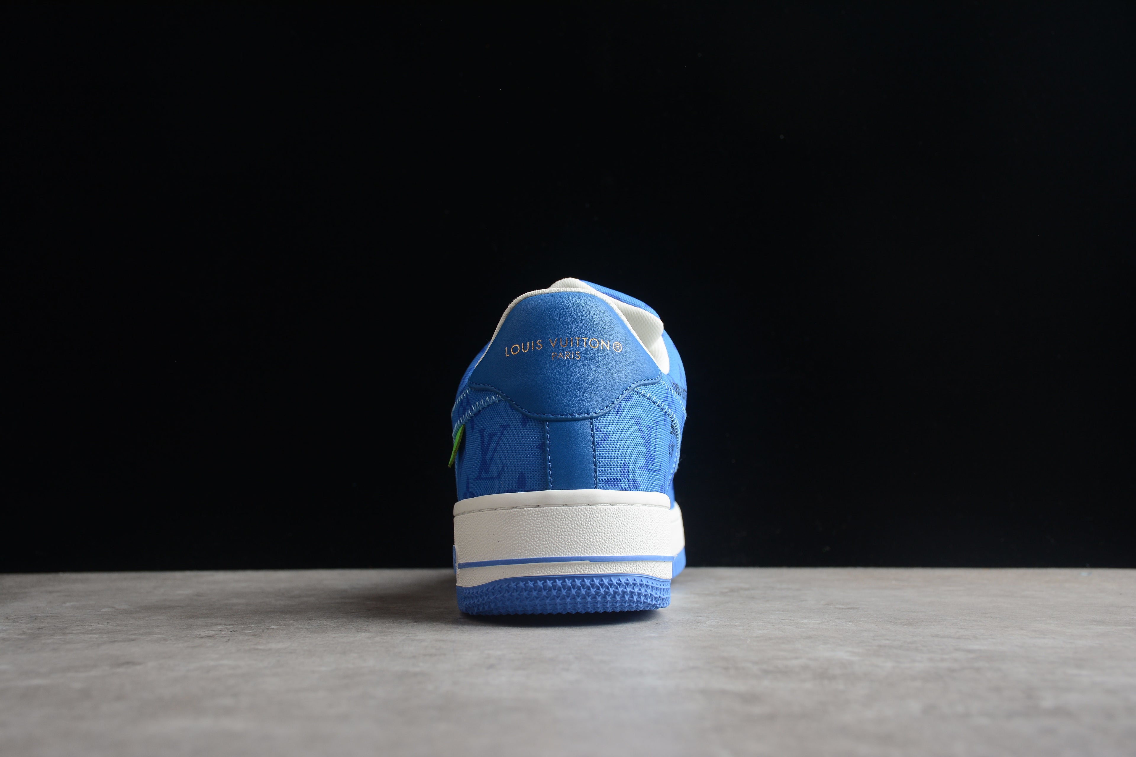 Air Force 1 Low LV – Blanco / Azul