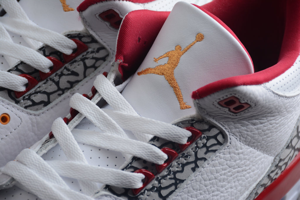 Air Jordan 3 – Blanco / Rojo