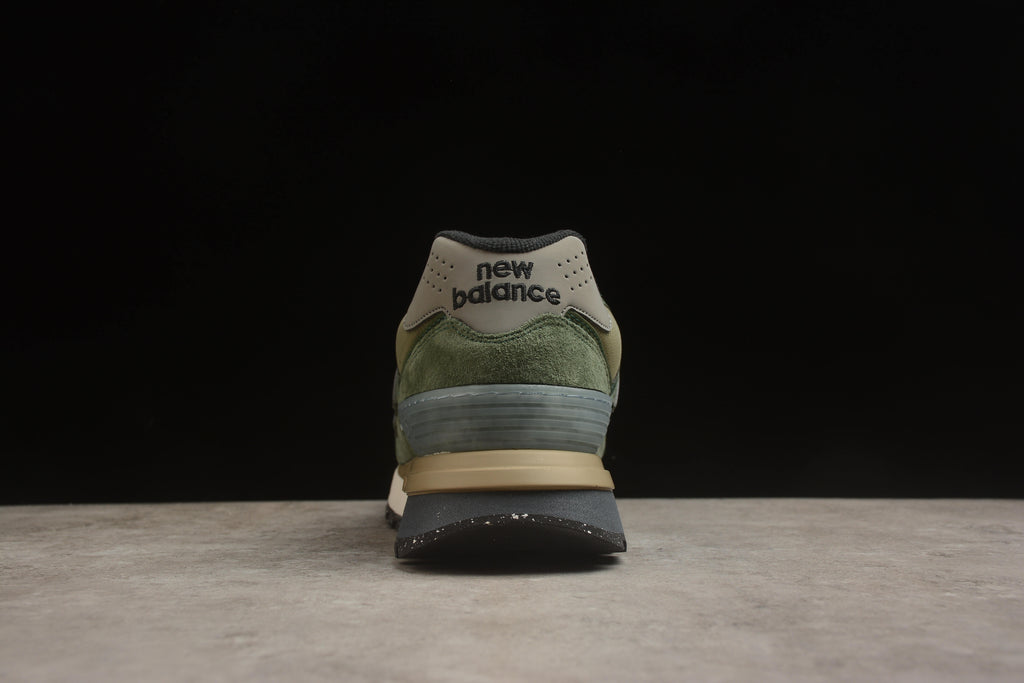 New Balance 574 – Verde Oscuro