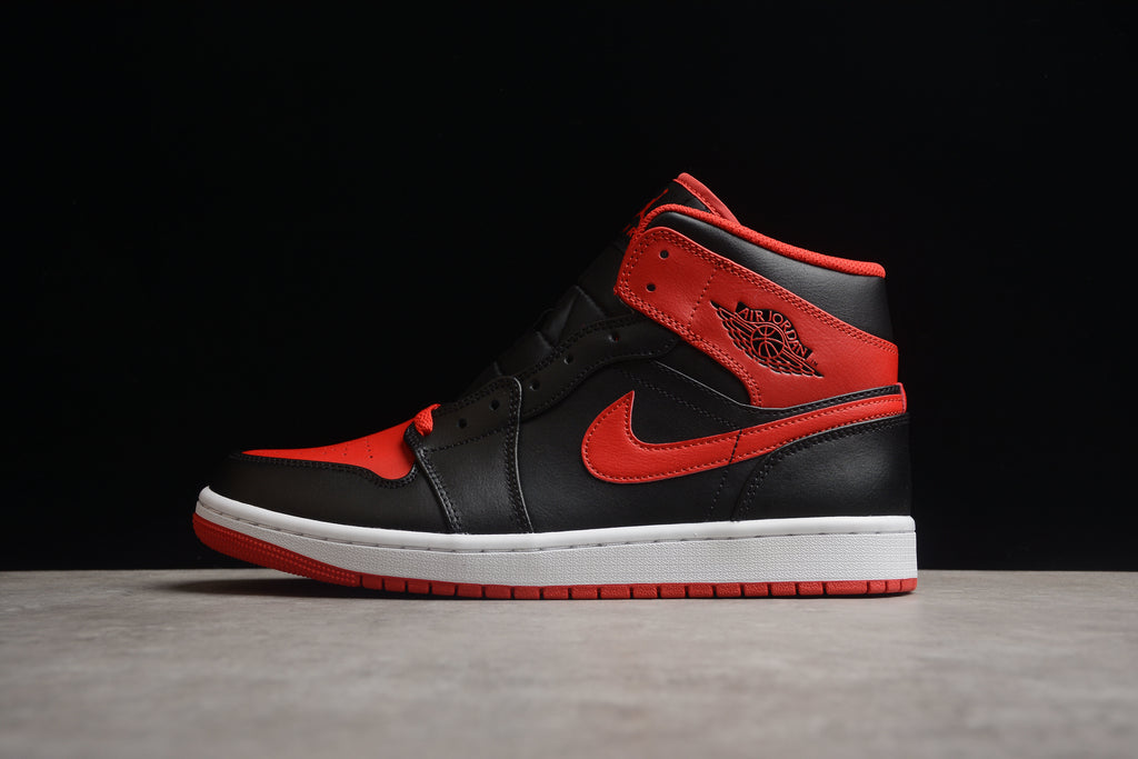 Air Jordan 1 Mid – Negro / Rojo