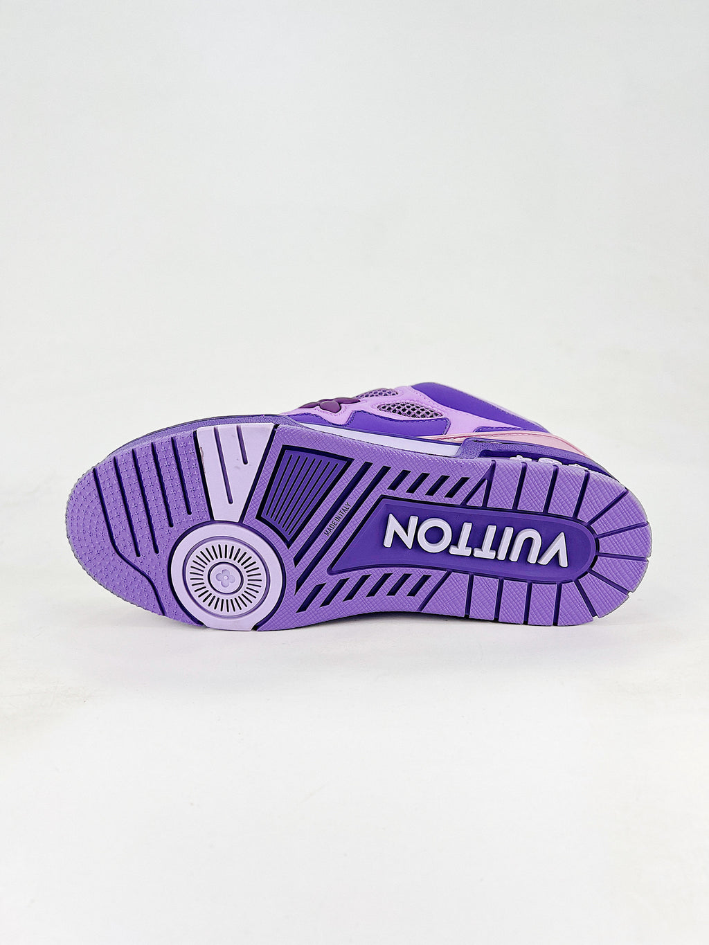 Louis Vuitton Skate – Monogram Morado