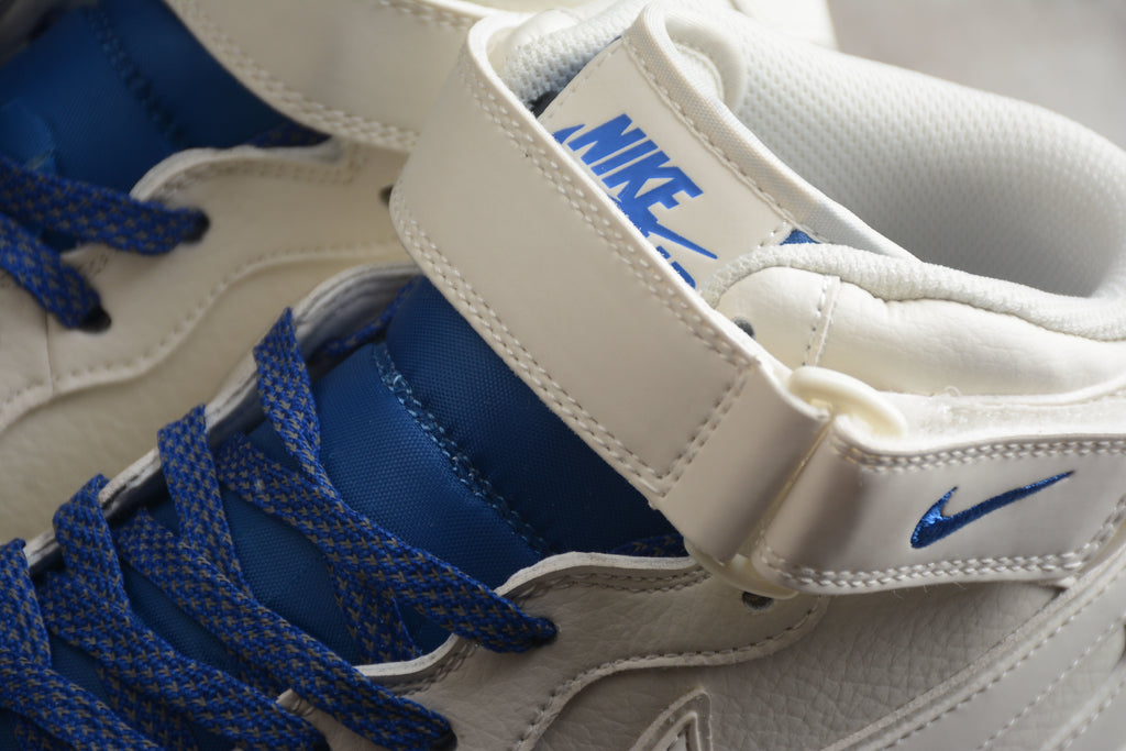 Air Force 1 High – Blanco / Azul